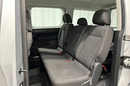 harmaa Volkswagen Caddy Maxi 2023 kuva 28.