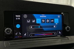 harmaa Volkswagen Caddy Maxi 2023 kuva 24.