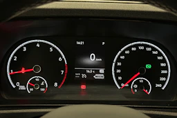harmaa Volkswagen Caddy Maxi 2024 kuva 13.
