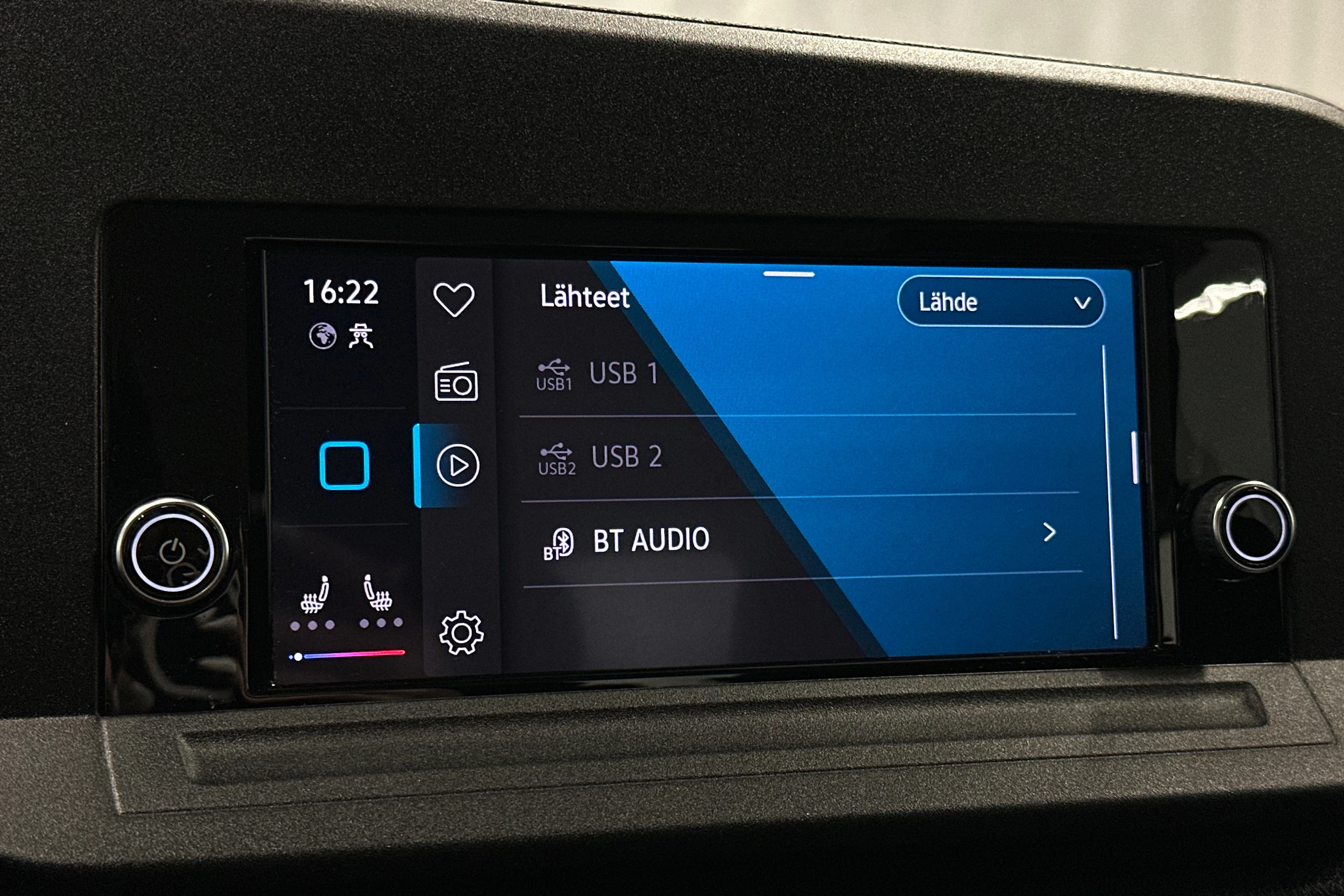 harmaa Volkswagen Caddy Maxi 2024 kuva 20.