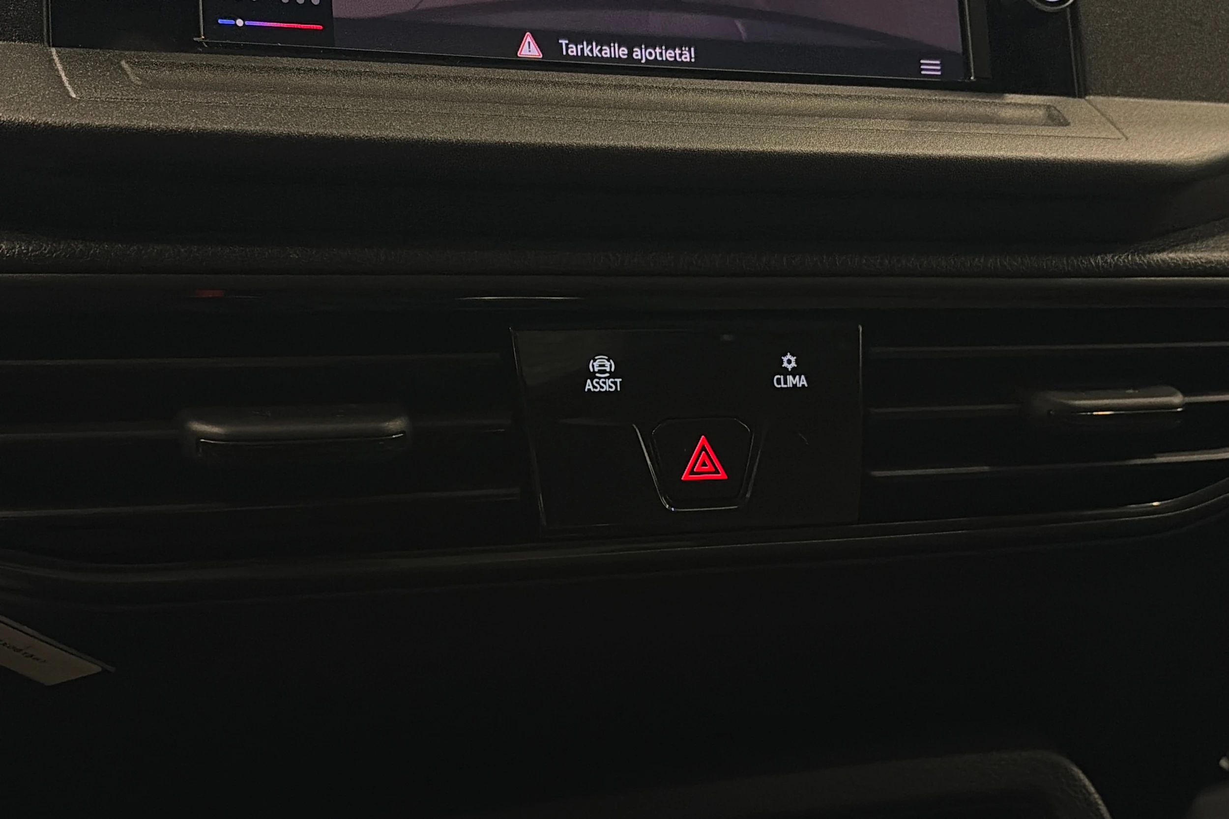 valkoinen Volkswagen Caddy Maxi 2024 kuva 23.