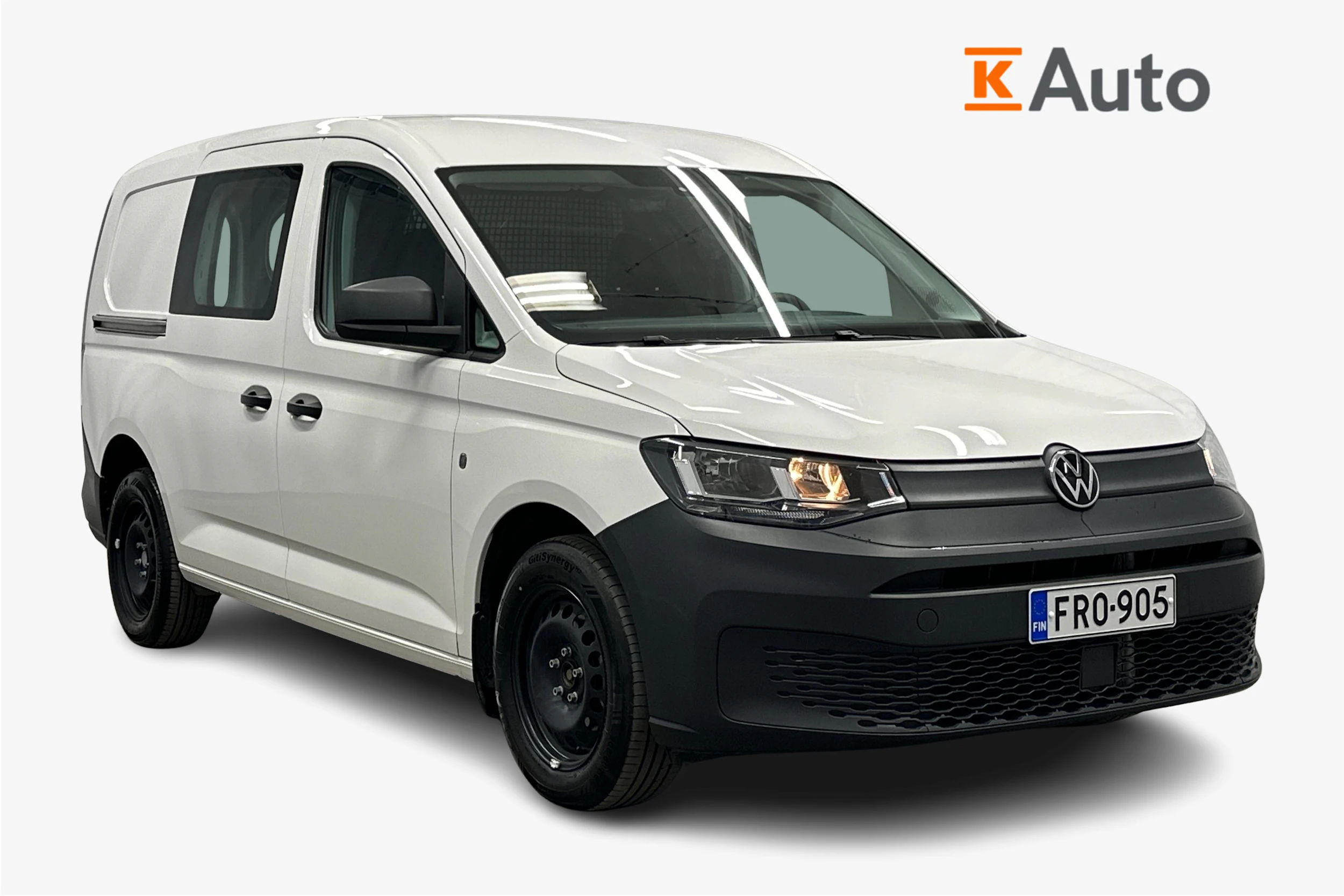 valkoinen Volkswagen Caddy Maxi 2023 kuva 1.