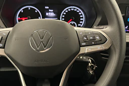 valkoinen Volkswagen Caddy Maxi 2023 kuva 12.