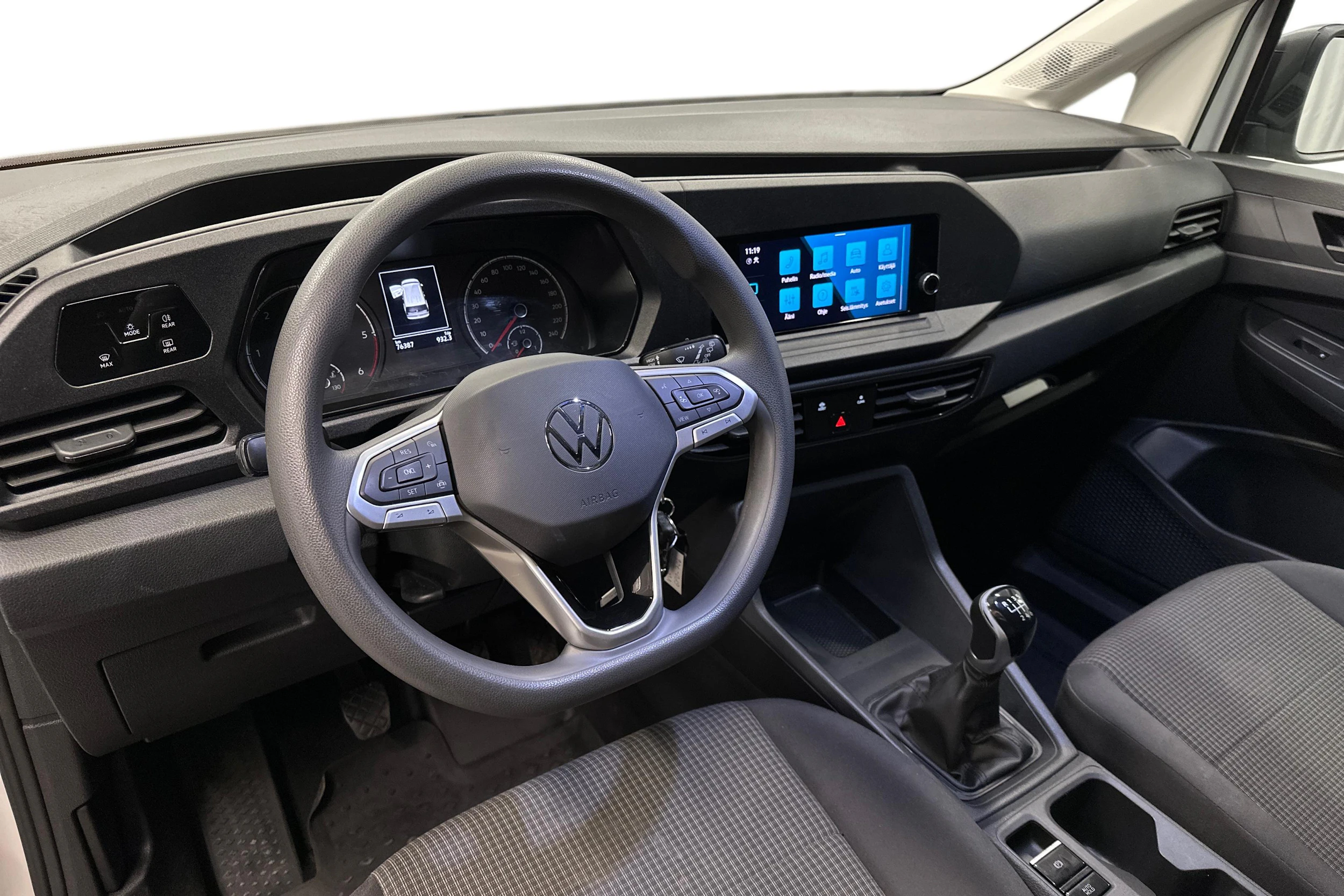 valkoinen Volkswagen Caddy Maxi 2023 kuva 6.