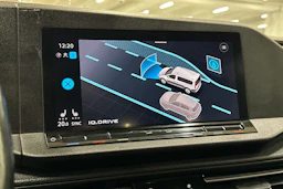 met. harmaa Volkswagen Caddy Maxi 2023 kuva 28.