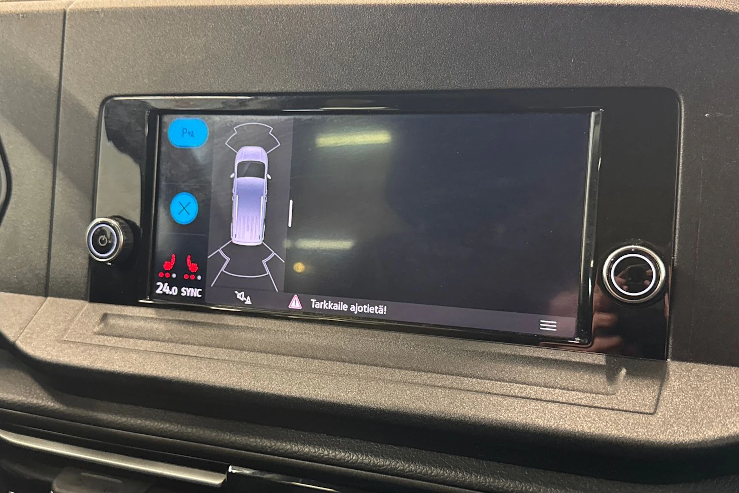 valkoinen Volkswagen Caddy Maxi 2023 kuva 23.