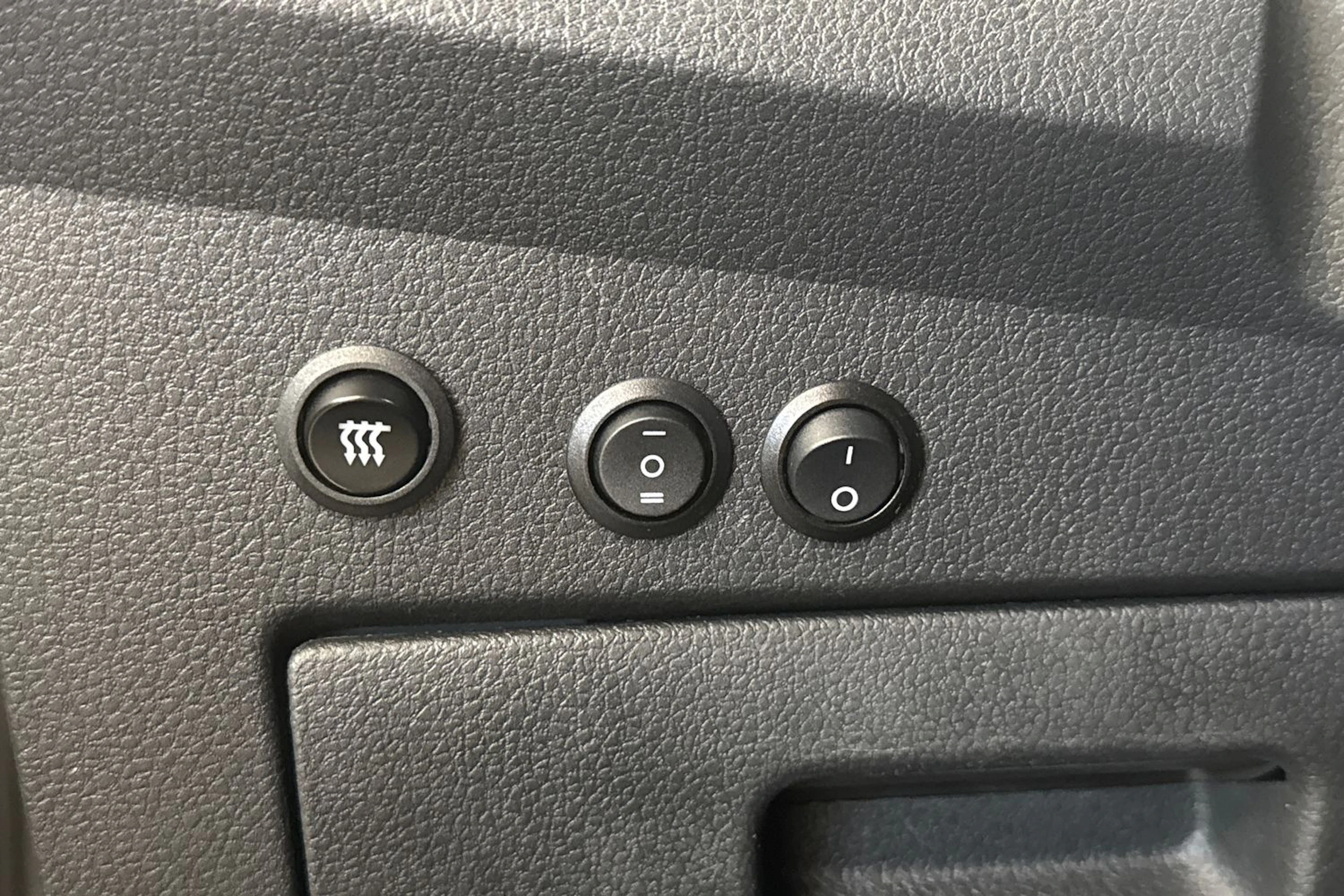 valkoinen Volkswagen Caddy Maxi 2023 kuva 27.