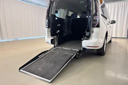 valkoinen Volkswagen Caddy Maxi 2023 kuva 29.