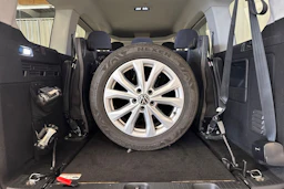 valkoinen Volkswagen Caddy Maxi 2023 kuva 32.