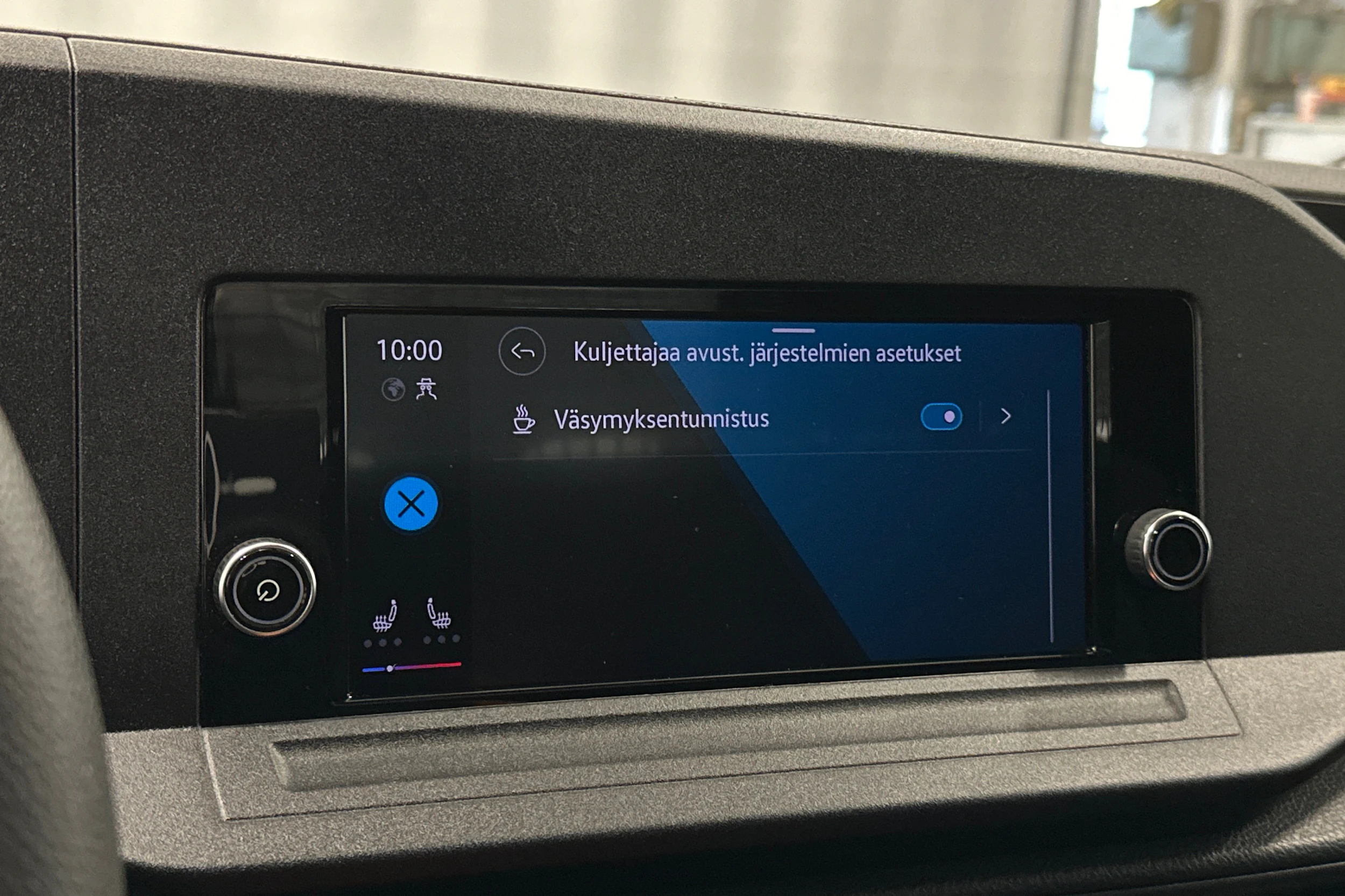 valkoinen Volkswagen Caddy Maxi 2023 kuva 19.