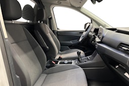 valkoinen Volkswagen Caddy Maxi 2023 kuva 8.