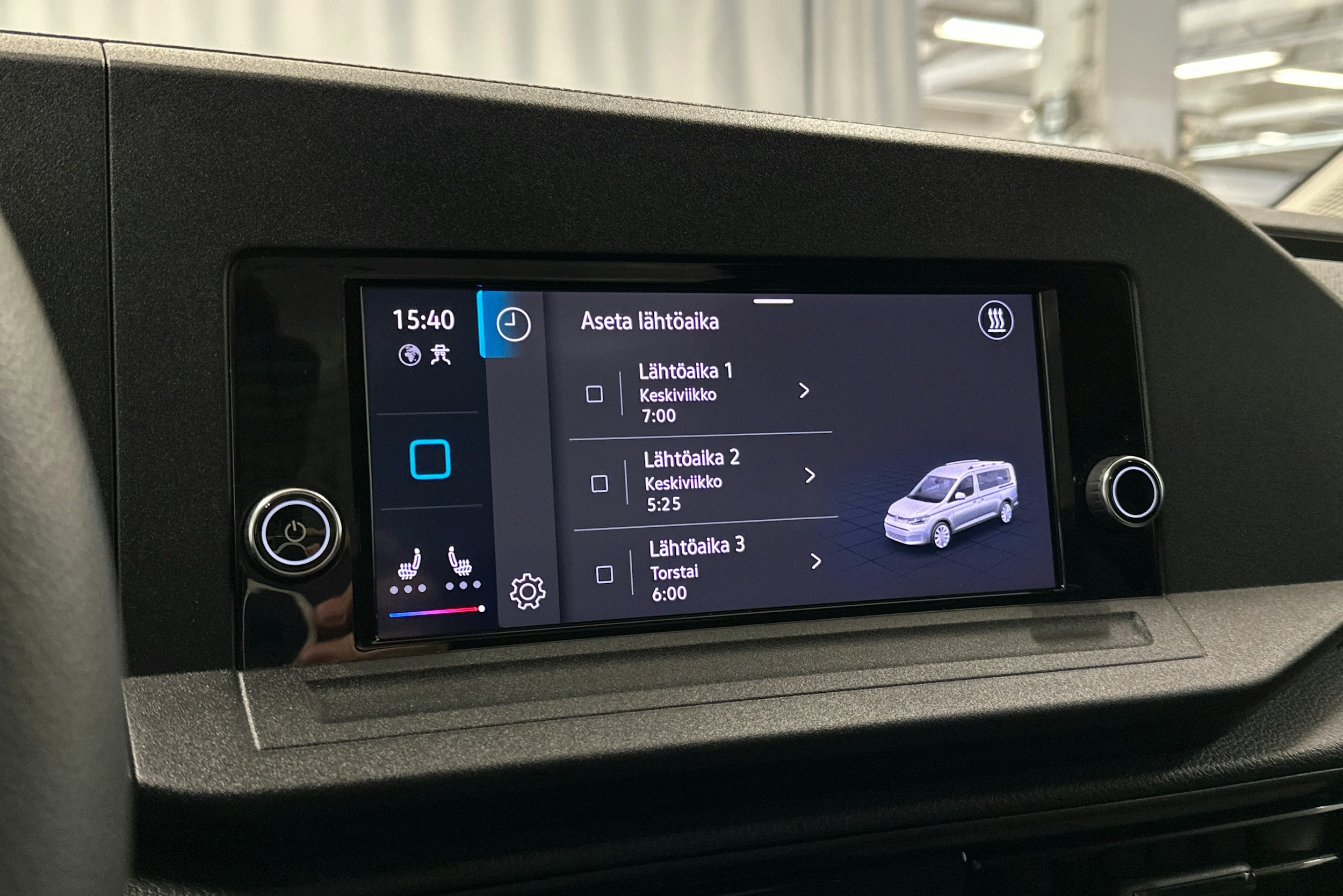 valkoinen Volkswagen Caddy Maxi 2023 kuva 18.