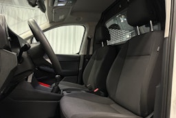 valkoinen Volkswagen Caddy Maxi 2023 kuva 19.