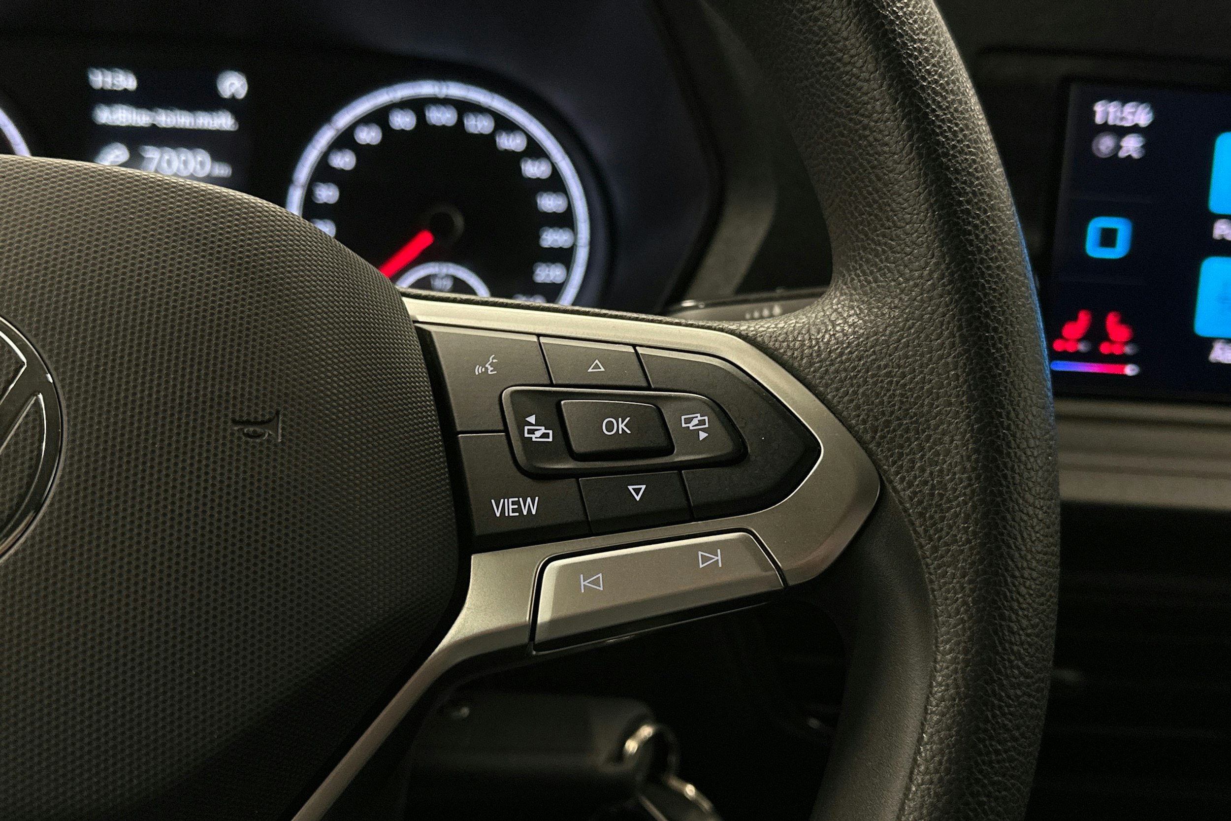 valkoinen Volkswagen Caddy Maxi 2023 kuva 15.