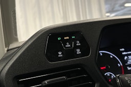 valkoinen Volkswagen Caddy Maxi 2023 kuva 19.