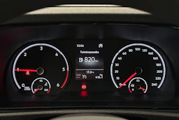valkoinen Volkswagen Caddy Maxi 2023 kuva 16.