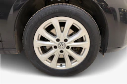 musta Volkswagen Caddy Maxi 2023 kuva 12.