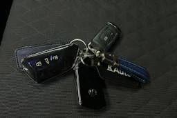 valkoinen Volkswagen Caddy Maxi 2024 kuva 23.