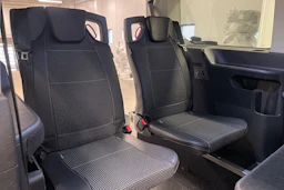 valkoinen Volkswagen Caddy Maxi 2024 kuva 24.