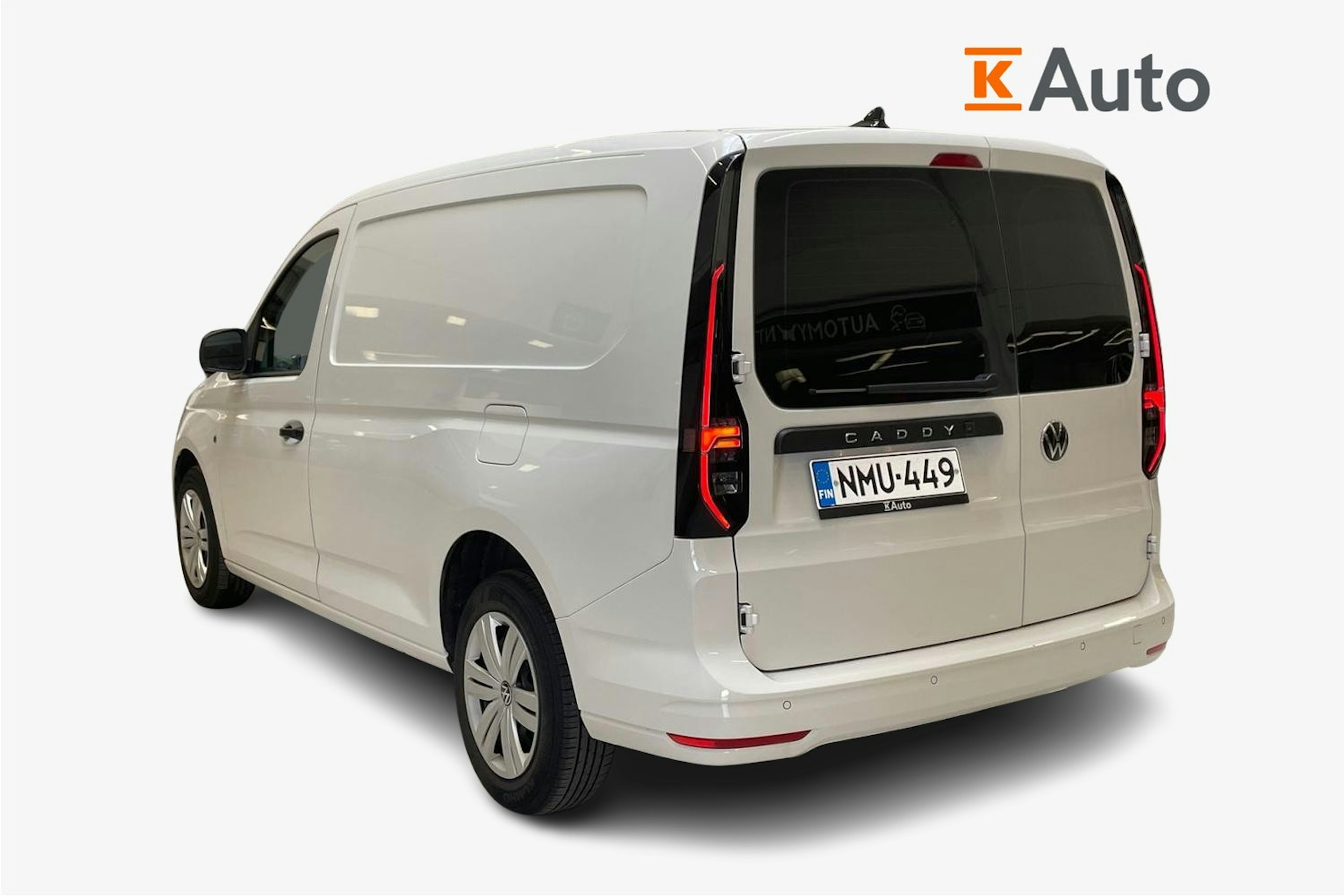 valkoinen Volkswagen Caddy Maxi 2023 kuva 2.
