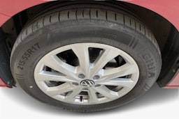 punainen Volkswagen Caddy Maxi 2023 kuva 11.
