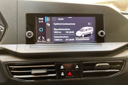 punainen Volkswagen Caddy Maxi 2023 kuva 24.