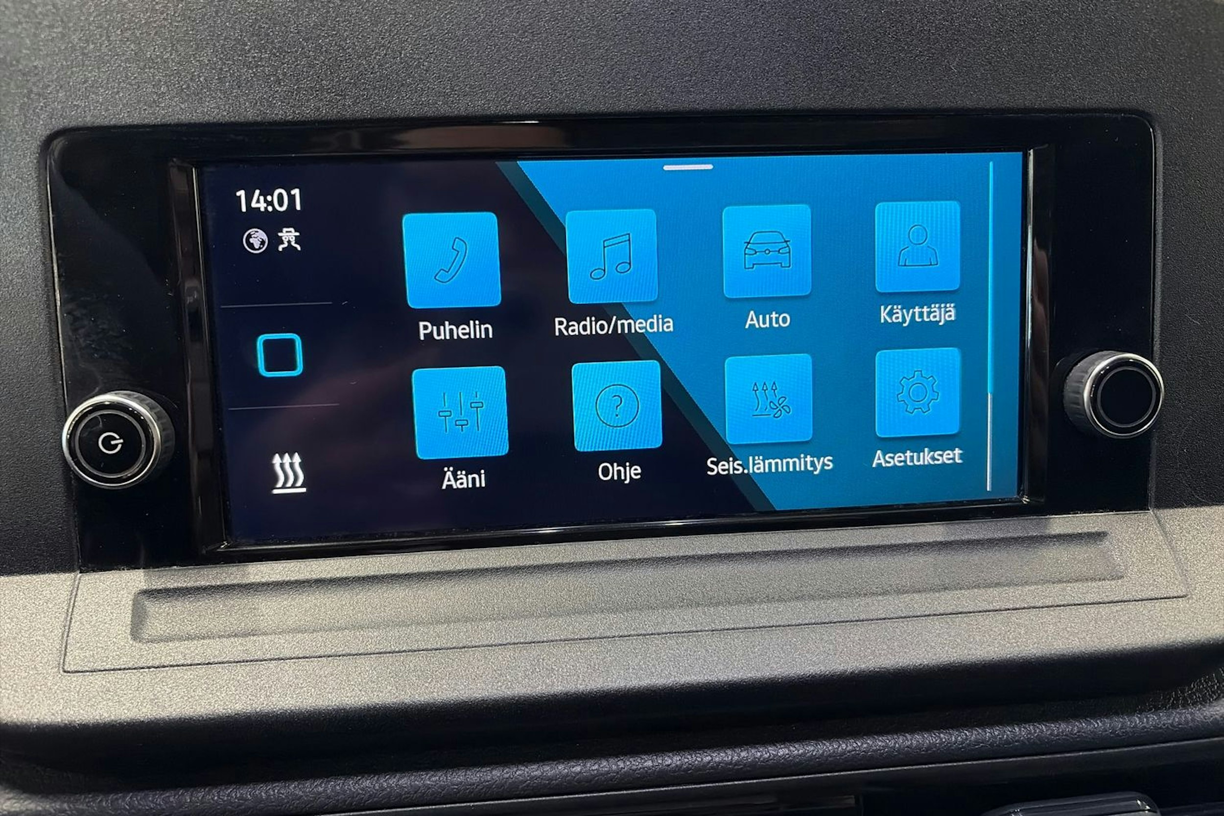 valkoinen Volkswagen Caddy Maxi 2023 kuva 22.