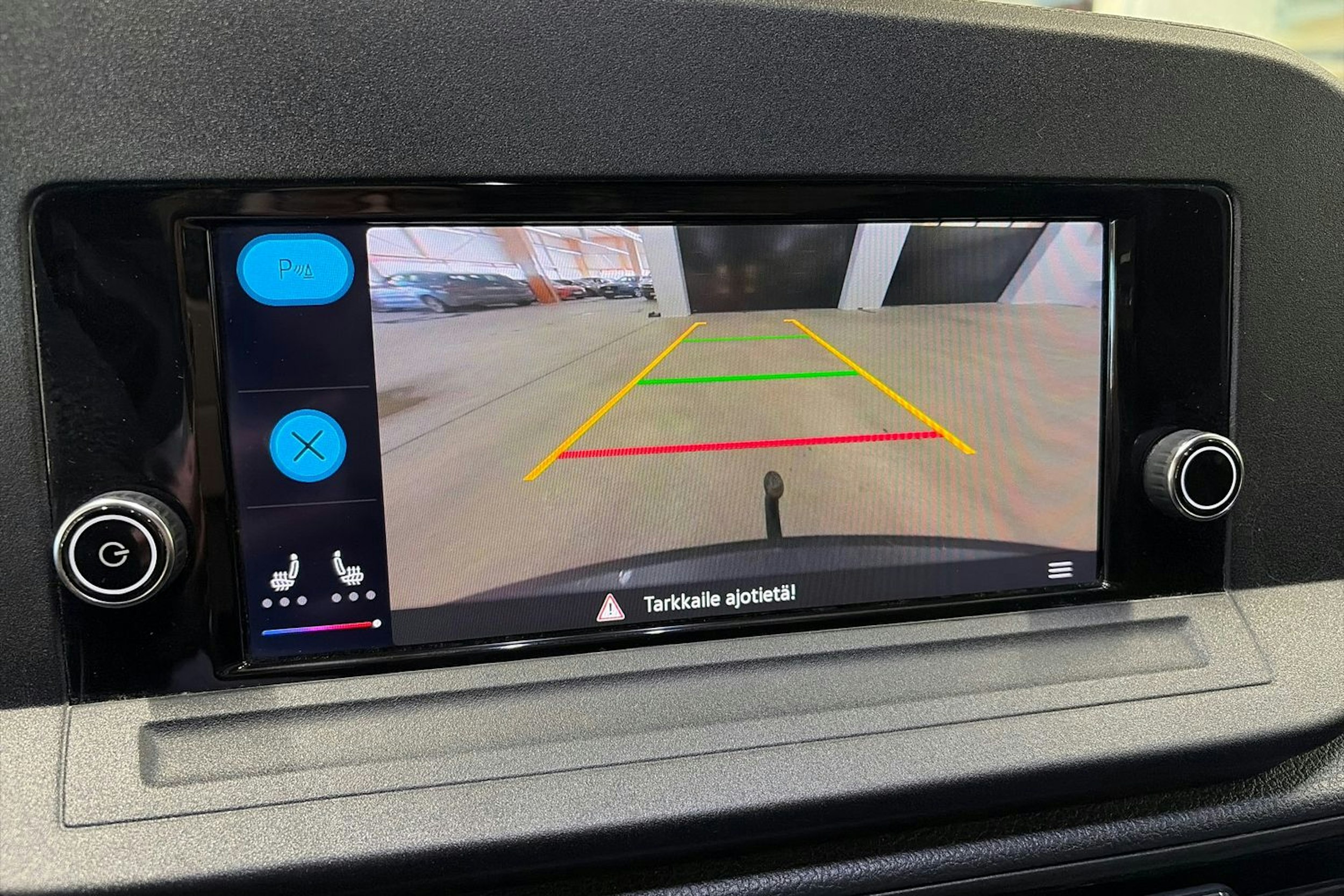 valkoinen Volkswagen Caddy Maxi 2023 kuva 27.