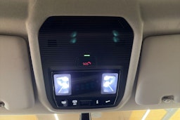 valkoinen Volkswagen Caddy Maxi 2023 kuva 31.