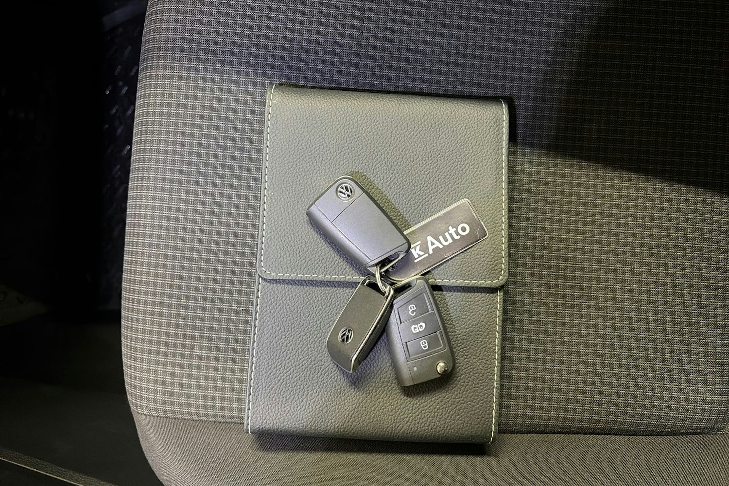 valkoinen Volkswagen Caddy Maxi 2023 kuva 32.