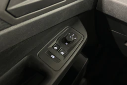 valkoinen Volkswagen Caddy Maxi 2023 kuva 15.
