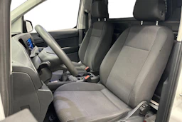 valkoinen Volkswagen Caddy Maxi 2023 kuva 8.