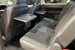 Harmaa Volkswagen Caddy Maxi 2023 kuva 26.