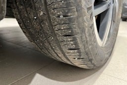 Harmaa Volkswagen Caddy Maxi 2023 kuva 32.