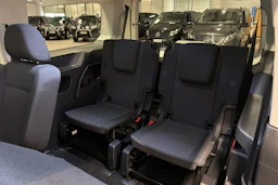 Valkoinen Volkswagen Caddy Maxi 2023 kuva 30.