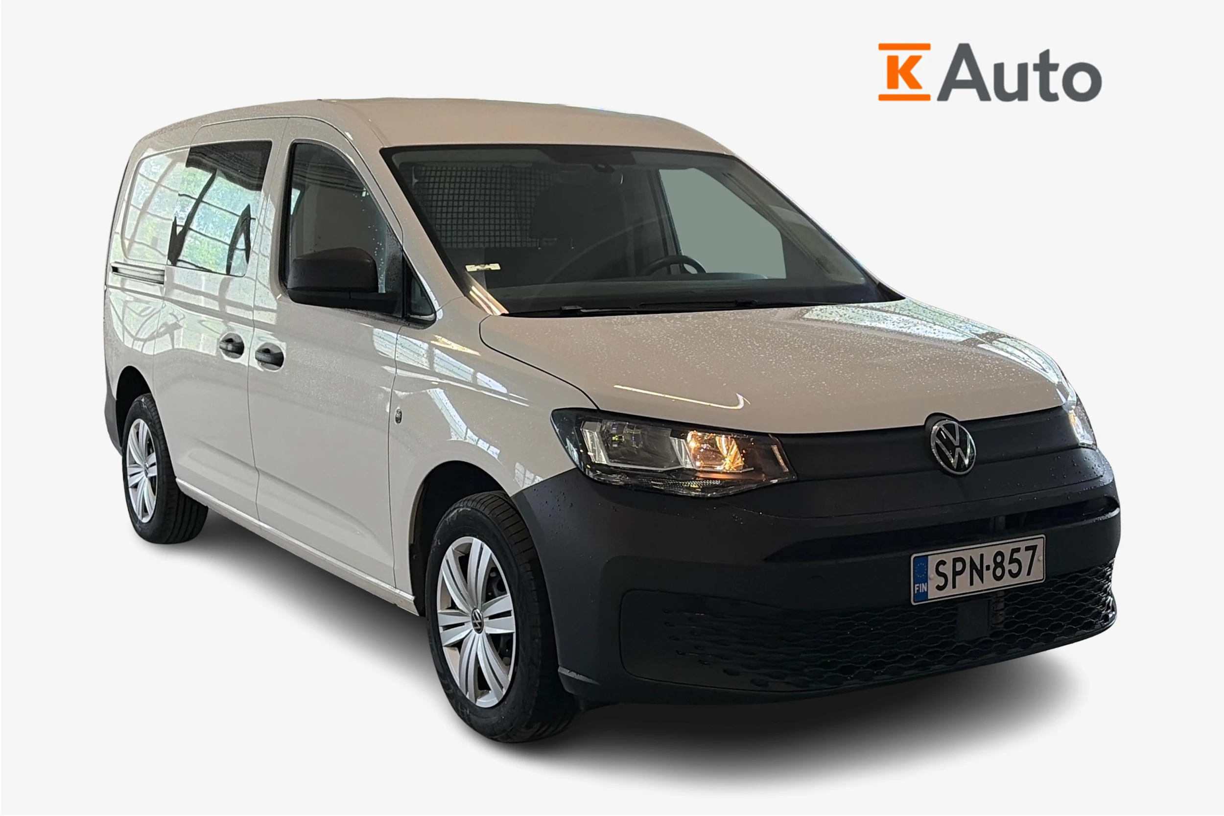 valkoinen Volkswagen Caddy Maxi 2023 kuva 1.