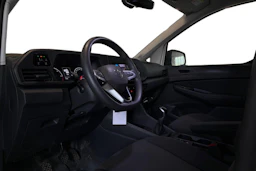 valkoinen Volkswagen Caddy Maxi 2023 kuva 3.