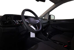 valkoinen Volkswagen Caddy Maxi 2023 kuva 3.