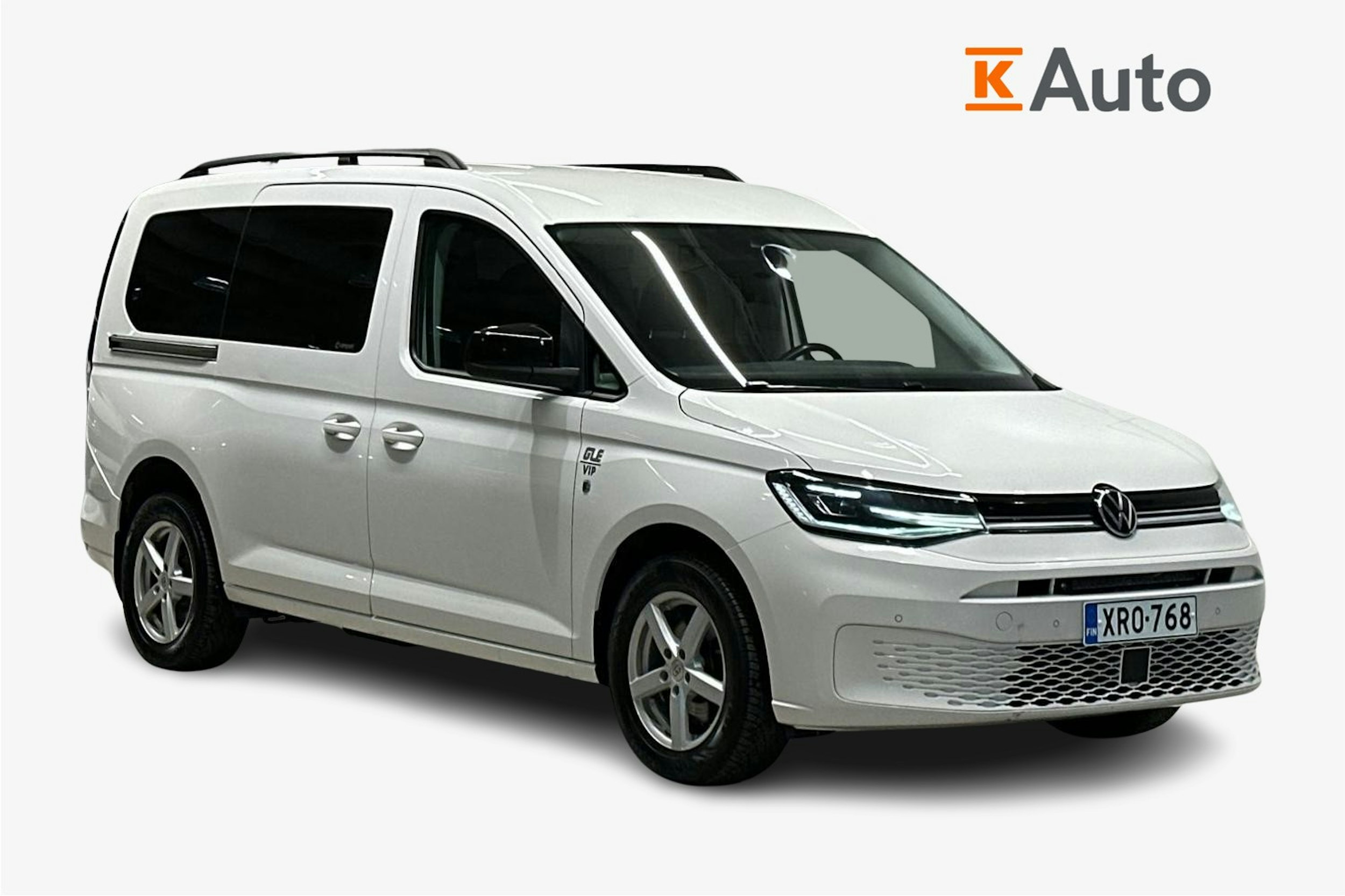 valkoinen Volkswagen Caddy Maxi 2023 kuva 1.