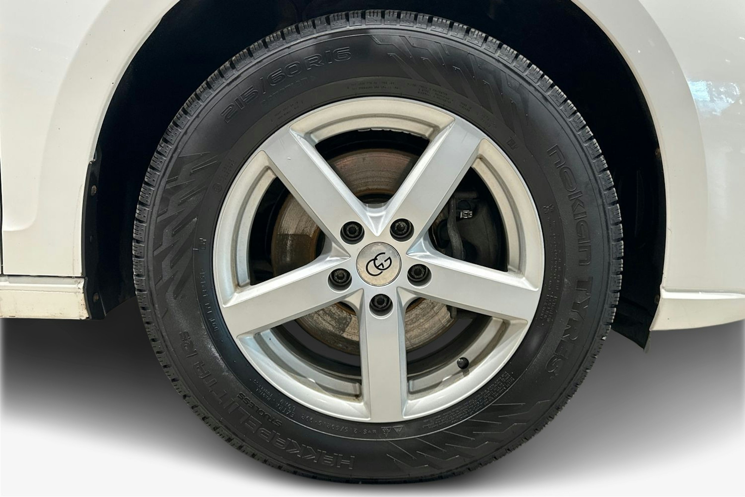 valkoinen Volkswagen Caddy Maxi 2023 kuva 9.