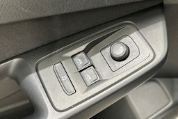 valkoinen Volkswagen Caddy Maxi 2023 kuva 11.