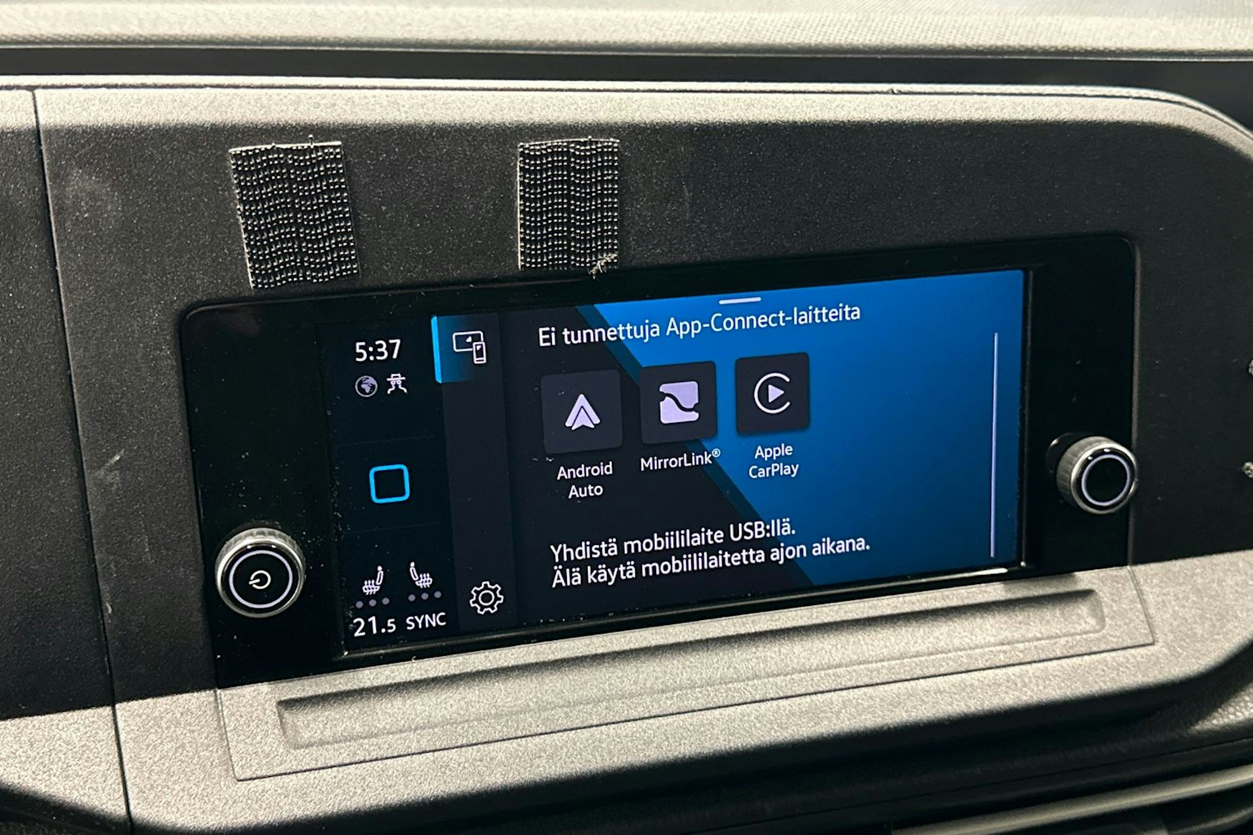 valkoinen Volkswagen Caddy Maxi 2023 kuva 19.