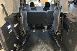 valkoinen Volkswagen Caddy Maxi 2023 kuva 28.