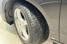 musta Volkswagen Caddy Maxi 2023 kuva 13.