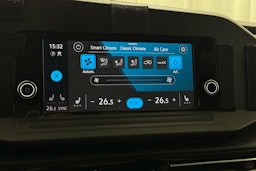 musta Volkswagen Caddy Maxi 2023 kuva 24.