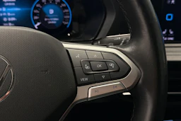 valkoinen Volkswagen Caddy Maxi 2024 kuva 21.