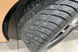 Oranssi Volkswagen Caddy Maxi 2024 kuva 13.
