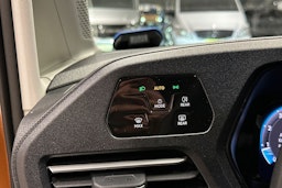 Oranssi Volkswagen Caddy Maxi 2024 kuva 16.