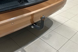 Oranssi Volkswagen Caddy Maxi 2024 kuva 35.