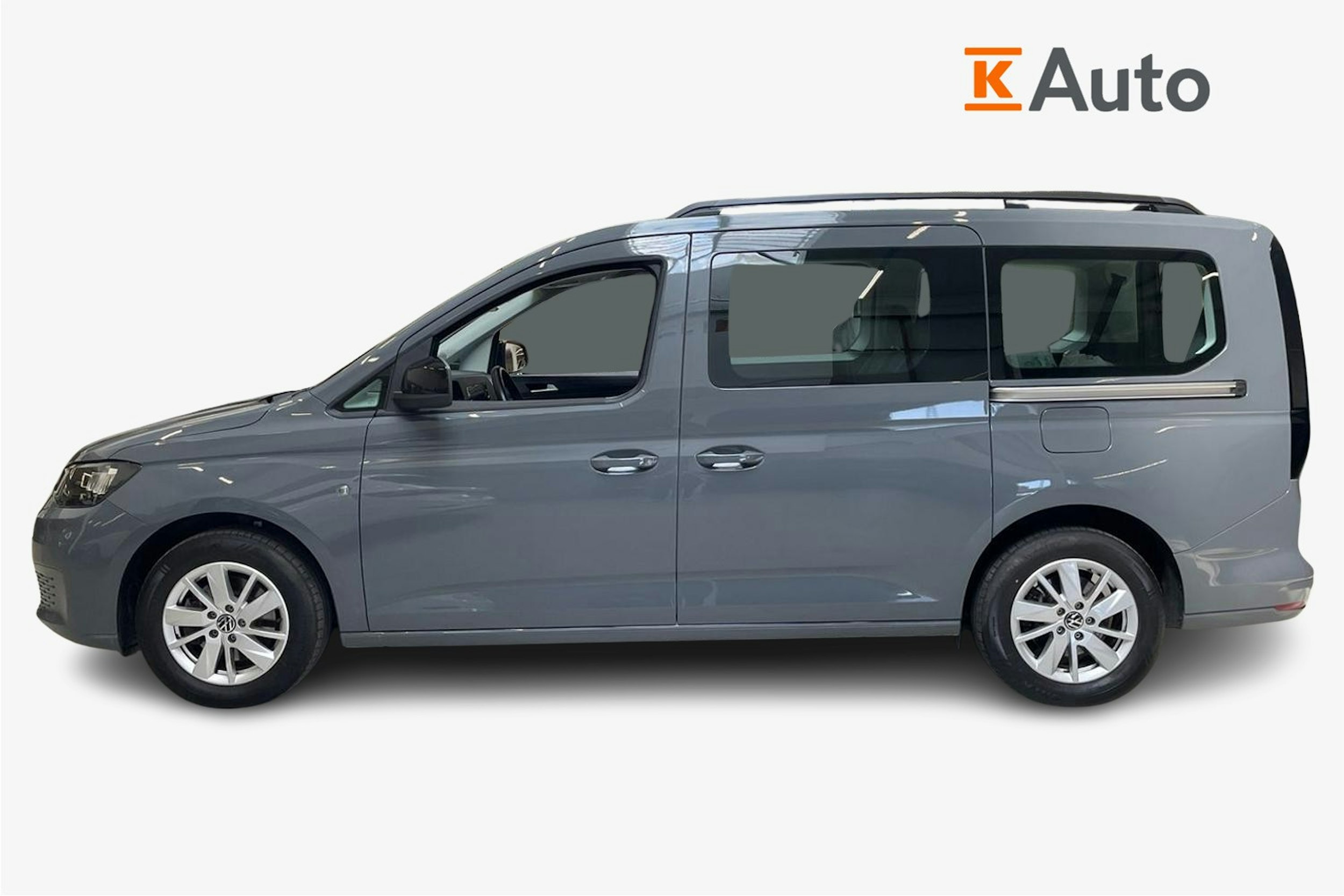 harmaa Volkswagen Caddy Maxi 2024 kuva 6.